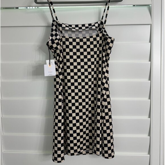 Originality Checkered Dress - Picture 4 of 5